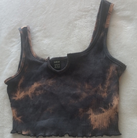 SHEIN RIBBED CROP TOP NOTCHED NECKLINE. WOMENS SIZE S. - Picture 4 of 11